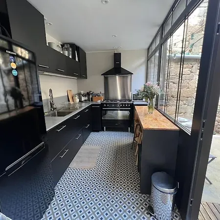 Cocon Urbain De Charme Vila Dinan Exterior foto